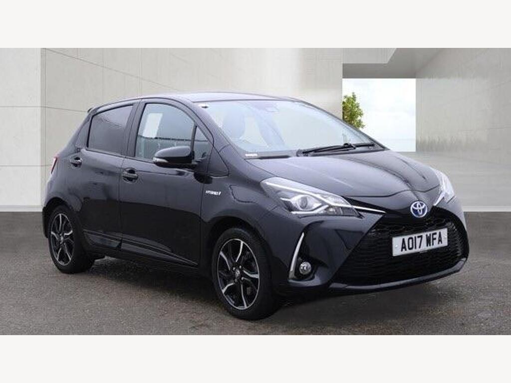 Toyota Yaris Hatchback 1.5 VVT-h Design E-CVT Euro 6 (s/s) 5dr