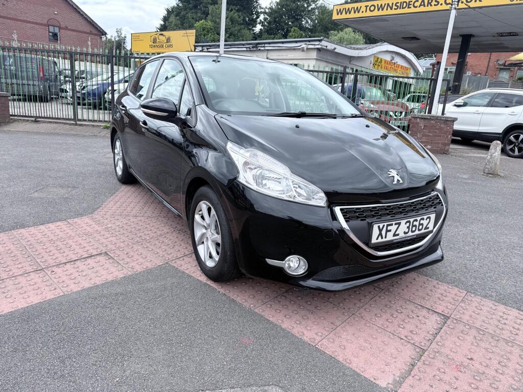 Peugeot 208 Hatchback 1.0 VTi PureTech Active Euro 5 5dr