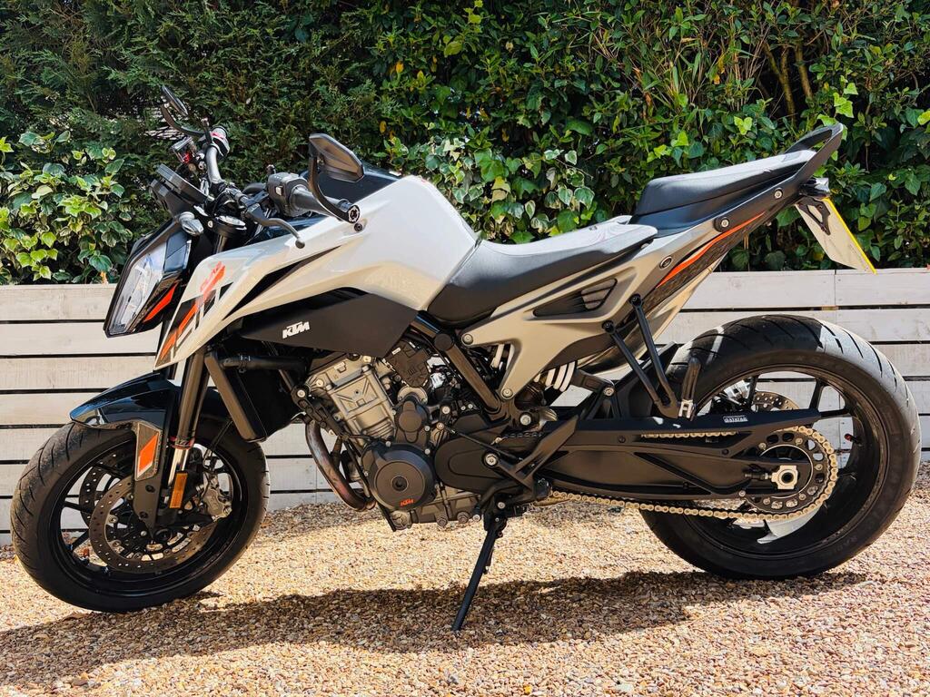 KTM 790 Duke
