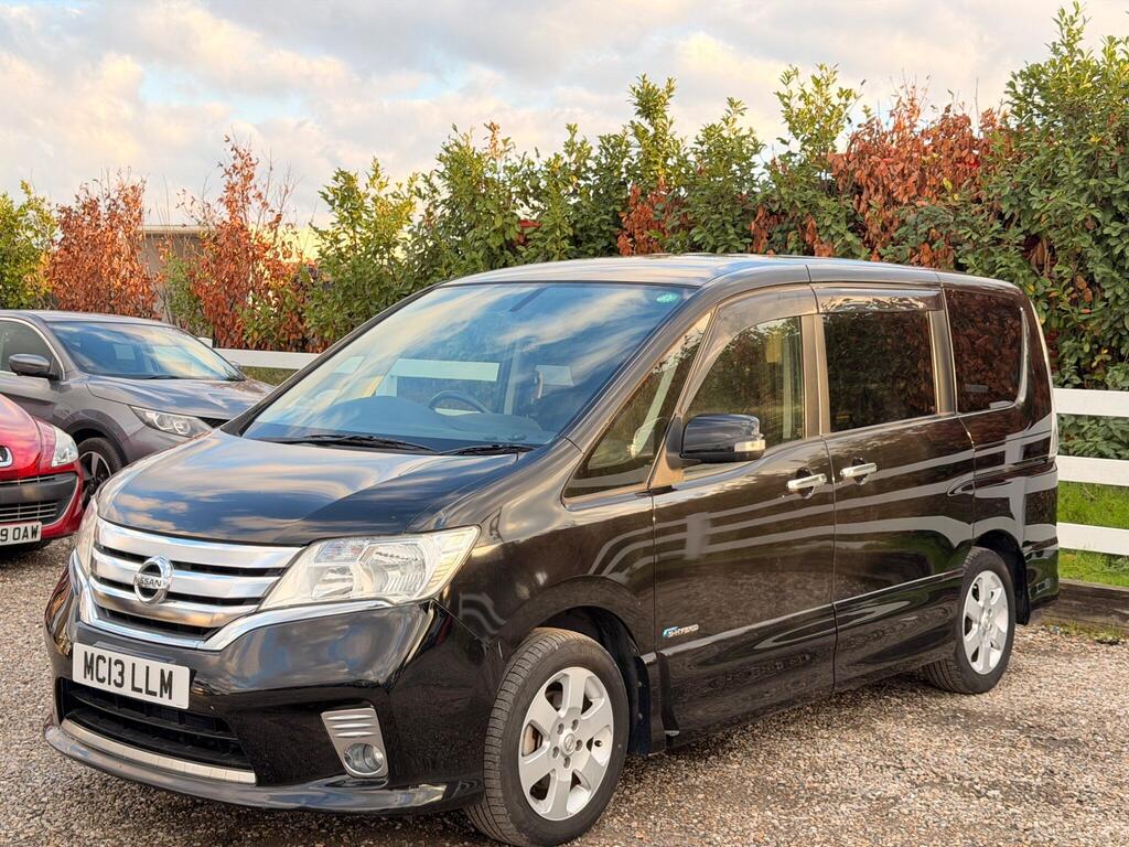 2013 Nissan Serena thumbnail 12