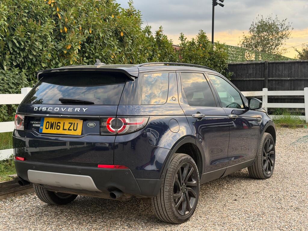 2016 Land Rover Discovery Sport thumbnail 11