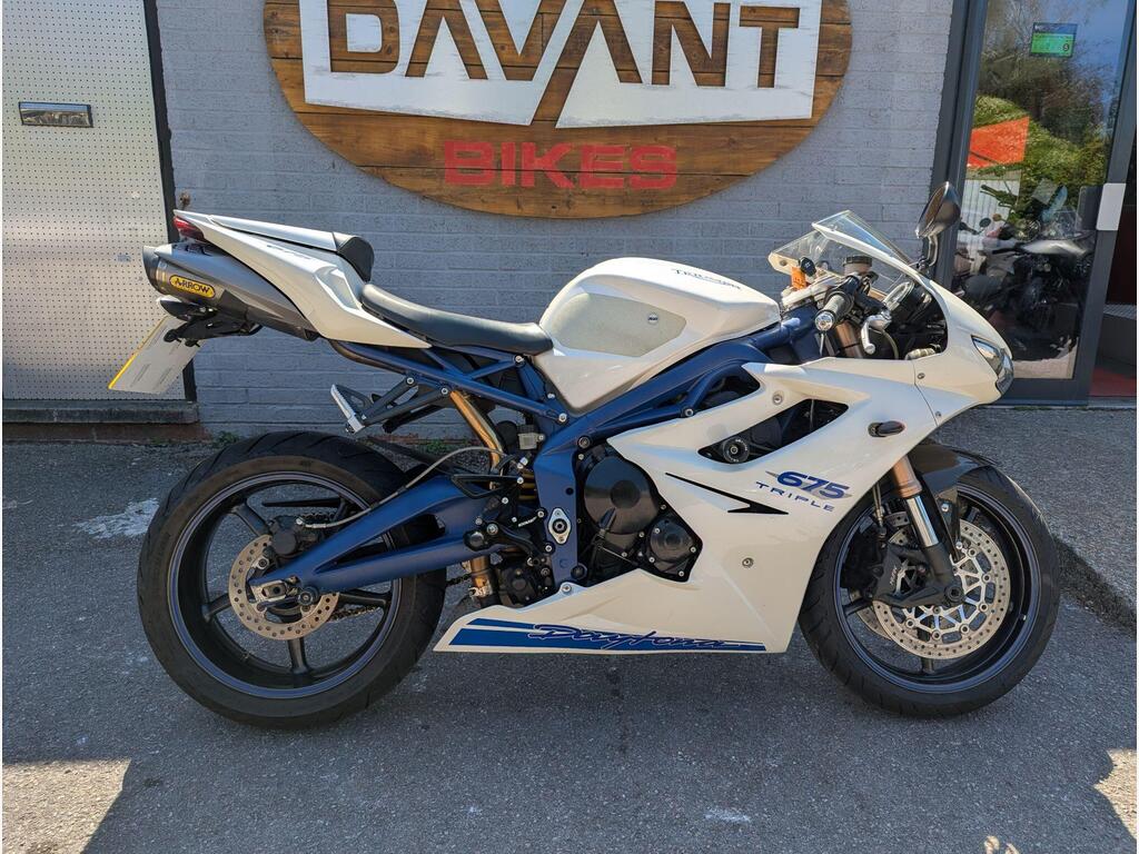 Triumph Daytona 675