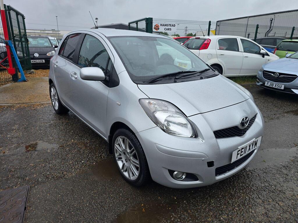 Toyota Yaris Hatchback 1.33 Dual VVT-i SR Euro 5 (s/s) 5dr