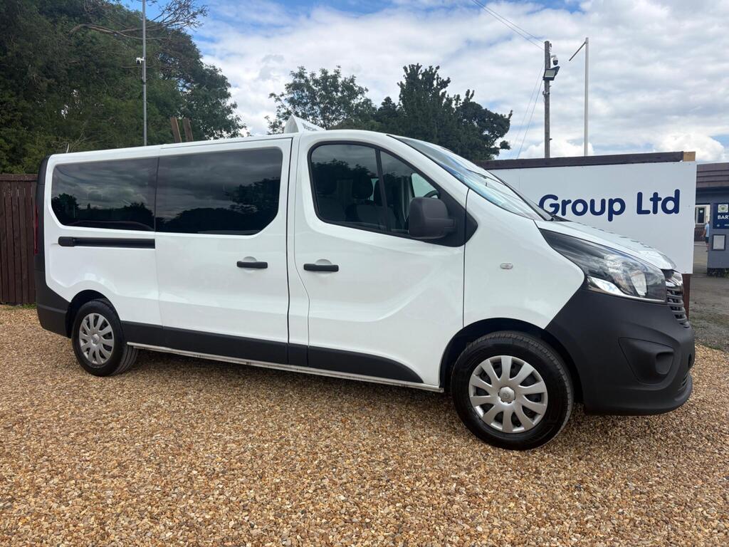 Vauxhall Vivaro Combi Van 1.6 CDTi 2900 L2 H1 Euro 6 (s/s) 5dr (9 Seat)