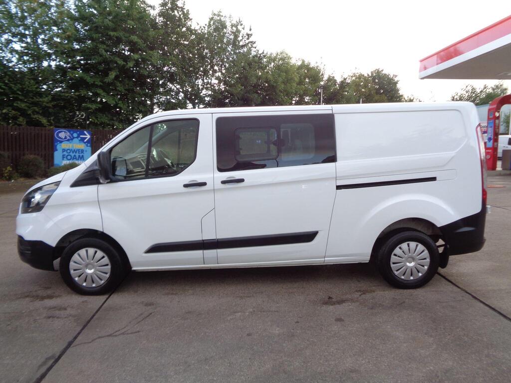 Ford Transit Custom Combi Van 2.0 300 EcoBlue Crew Van L2 H1 Euro 6 5dr (6 Seat)