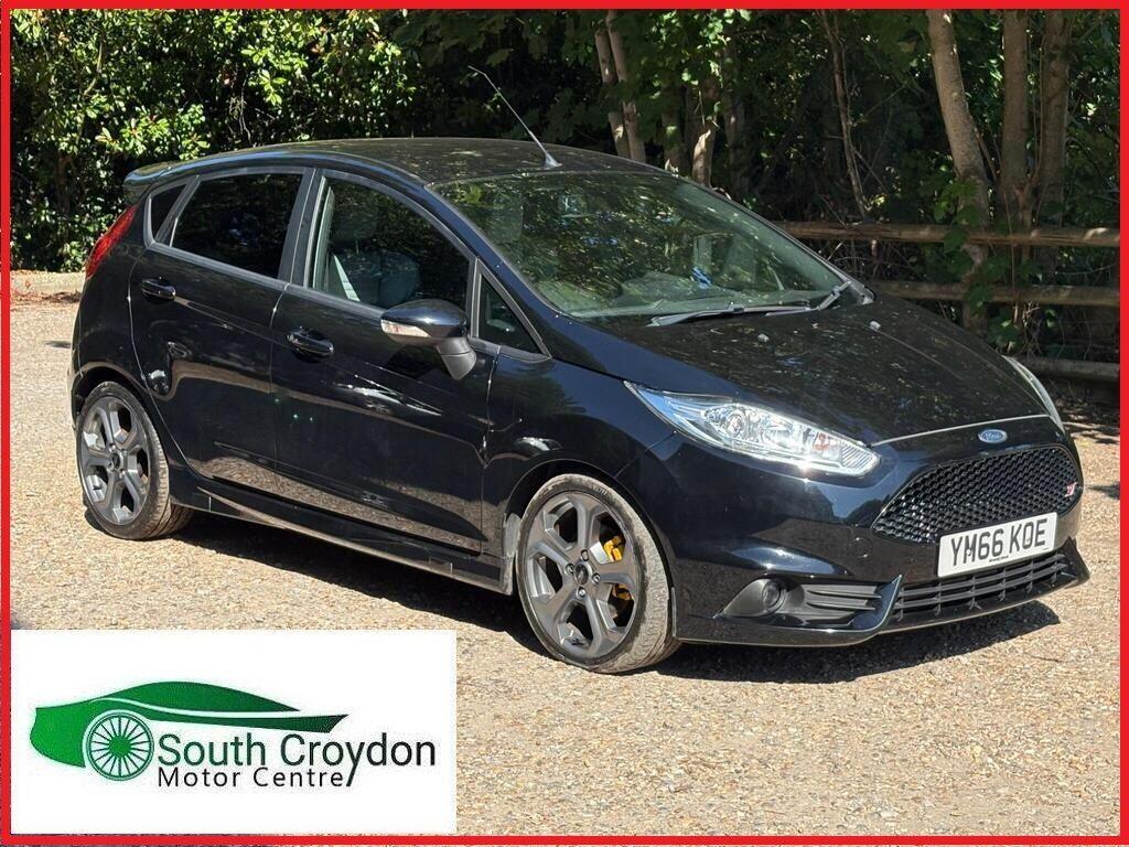 Ford Fiesta Hatchback 1.6T EcoBoost ST-3 Euro 6 5dr
