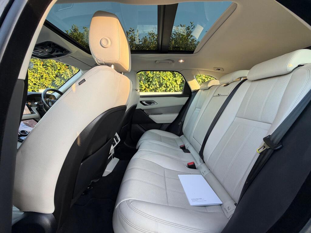 2017 Land Rover Range Rover Velar thumbnail 19