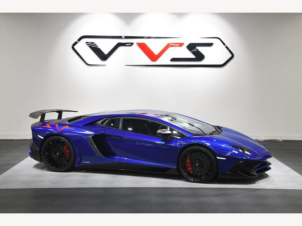 Lamborghini Aventador