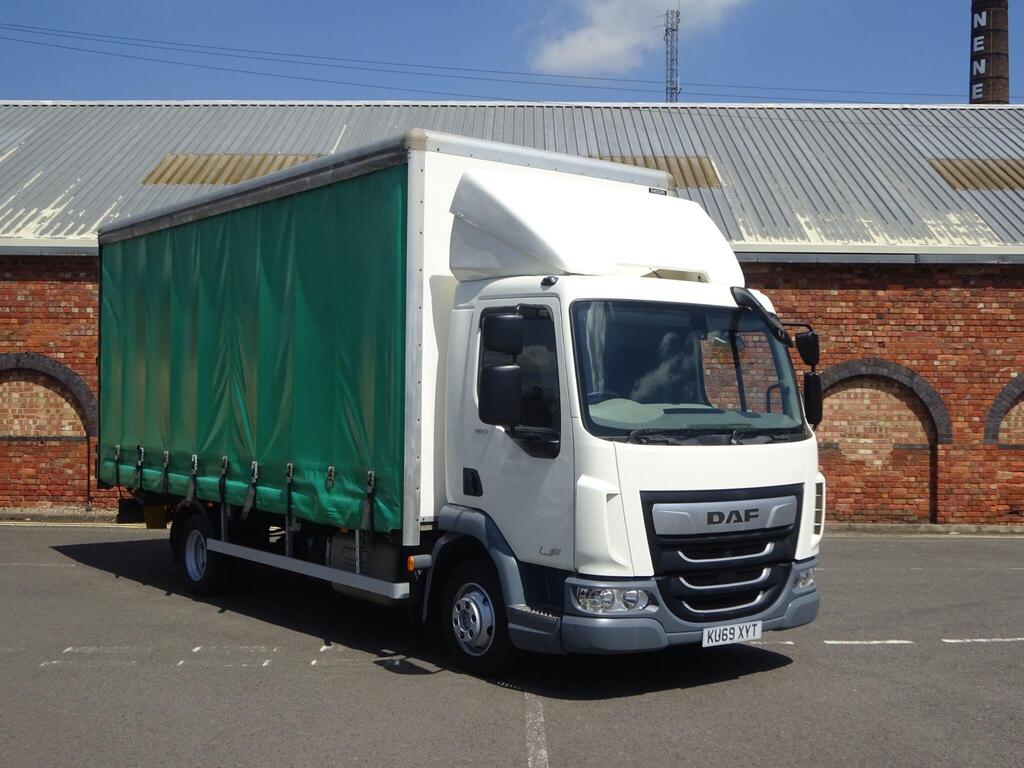 DAF LF Curtain Side LF FA 180