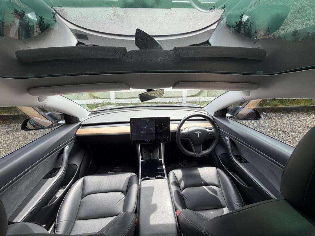 2020 Tesla Model 3 thumbnail 37