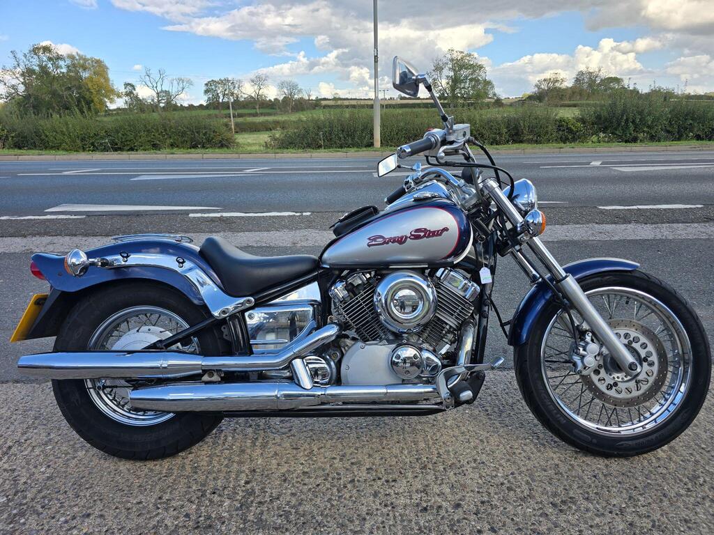 Yamaha XVS650 Custom Cruiser 650 Drag Star