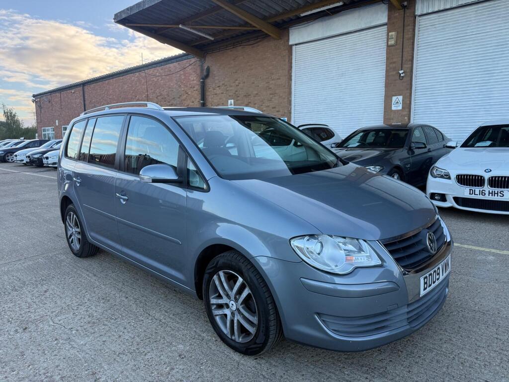 Volkswagen Touran MPV 2.0 TDI SE DSG 5dr (7 Seats)