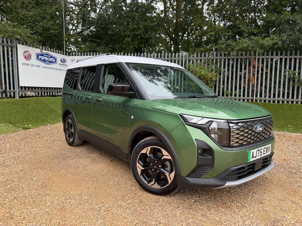 Ford E-Tourneo Courier