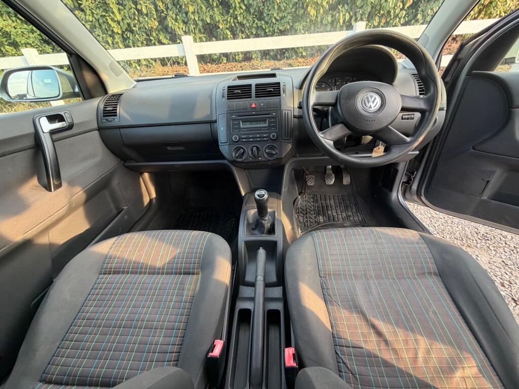 2005 Volkswagen Polo thumbnail 2
