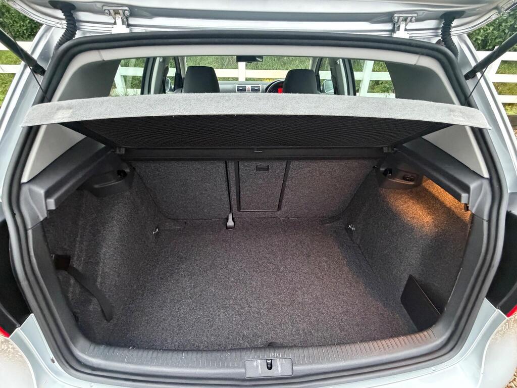 2008 Volkswagen Golf thumbnail 33