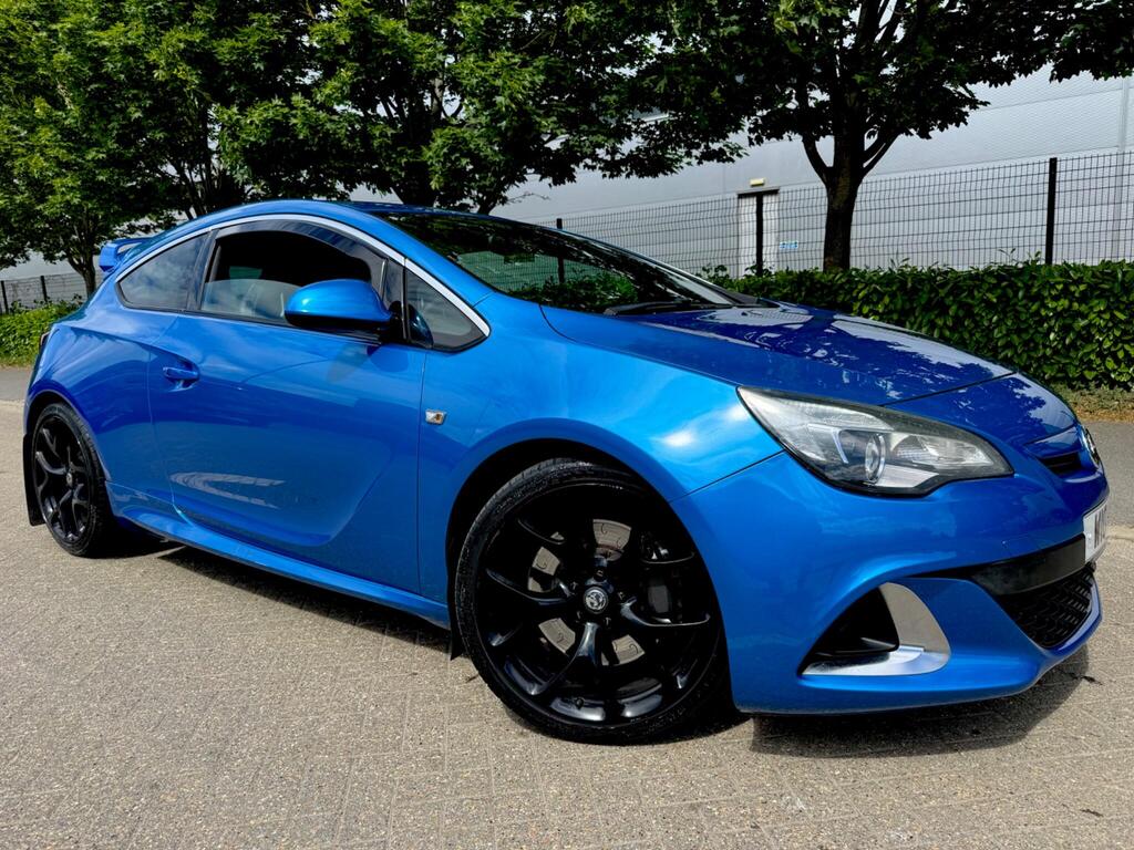 Vauxhall Astra GTC Coupe 2.0T VXR Euro 5 (s/s) 3dr