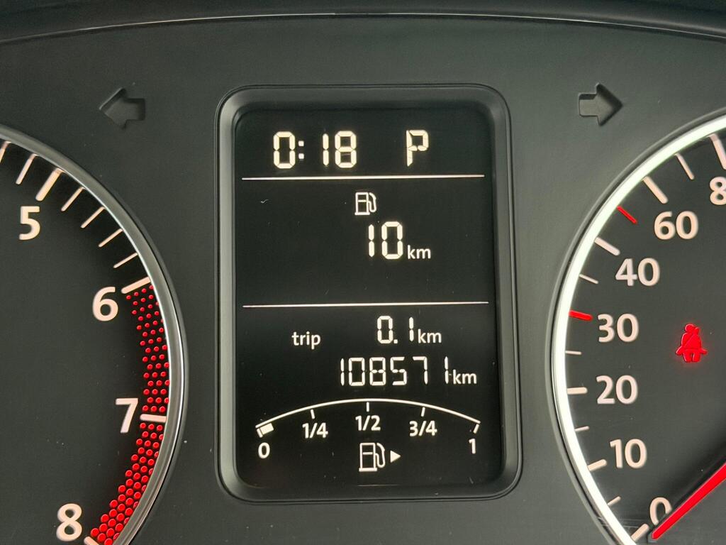 2012 Volkswagen Polo thumbnail 24