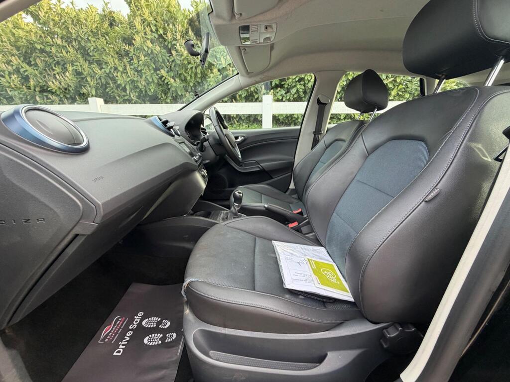 2016 SEAT Ibiza thumbnail 31