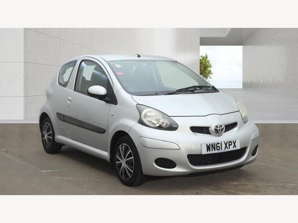 Toyota AYGO Hatchback 1.0 VVT-i Ice Euro 5 3dr