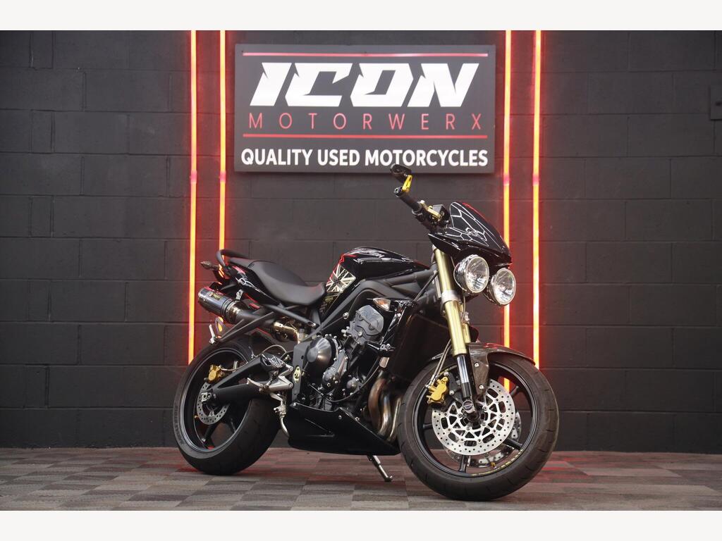 Triumph Street Triple 675