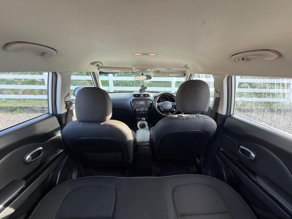 2014 Kia Soul thumbnail 18