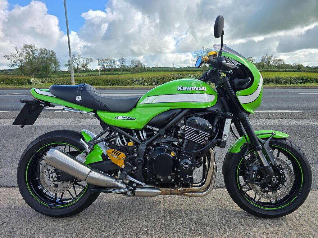 Kawasaki Z900 RS Caf&eacute; Roadster/Retro 900 Modern Classic Euro 4