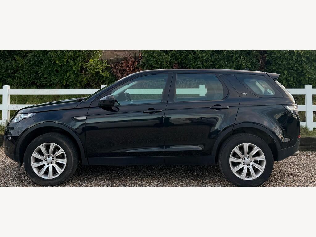 2016 Land Rover Discovery Sport thumbnail 10