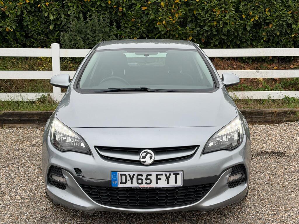 2015 Vauxhall Astra thumbnail 4