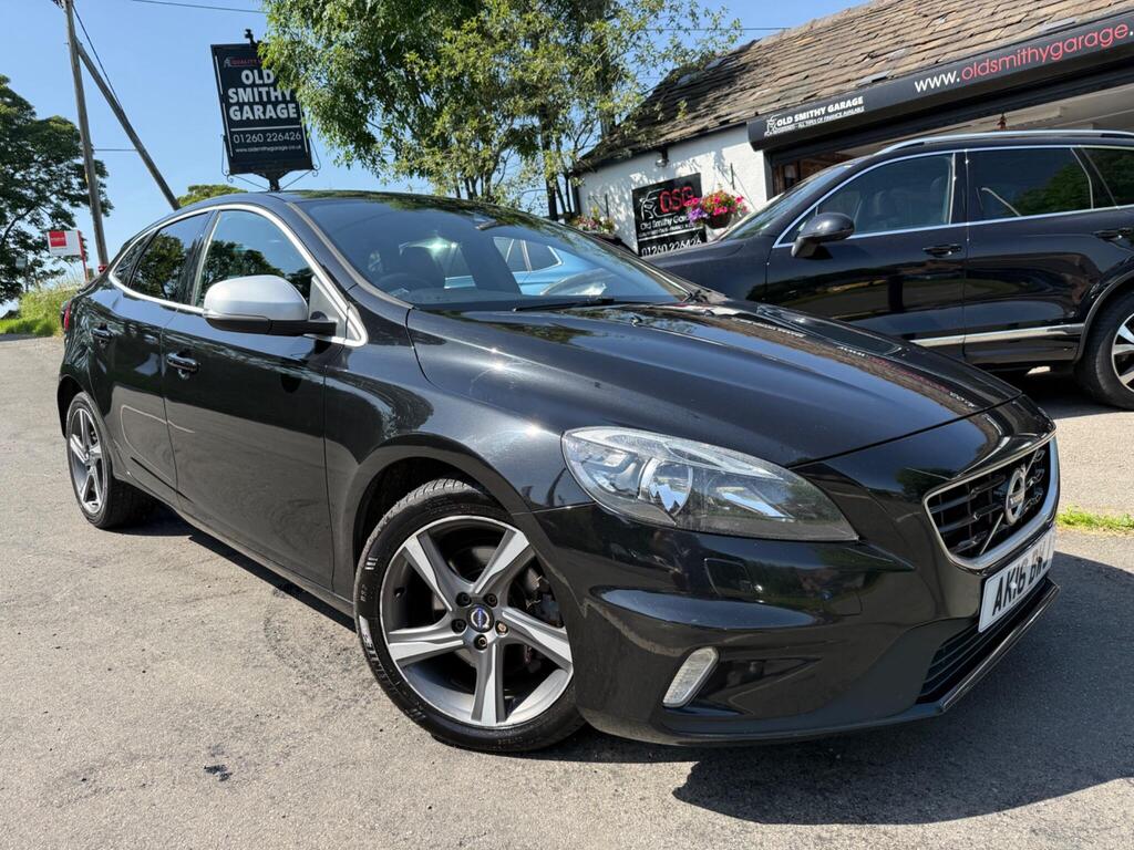 Volvo V40 Hatchback 2.0 D2 R-Design Euro 6 (s/s) 5dr