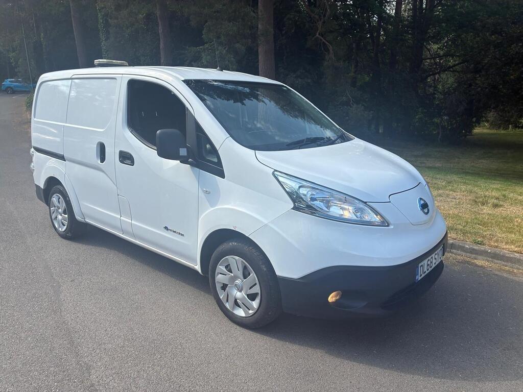 Nissan e-NV200