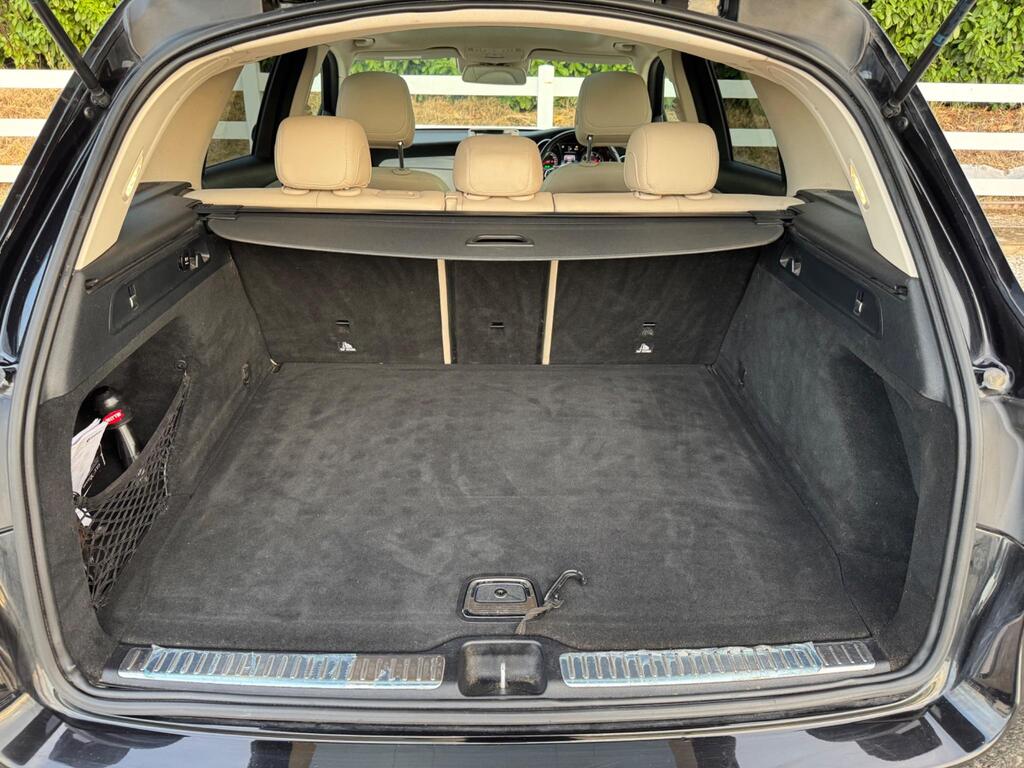 Mercedes-Benz GLC 2.1 GLC220d Sport (Premium) G-Tronic 4MATIC Euro 6 (s/s) 5dr thumbnail 48