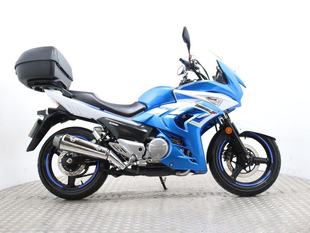 Suzuki Inazuma 250