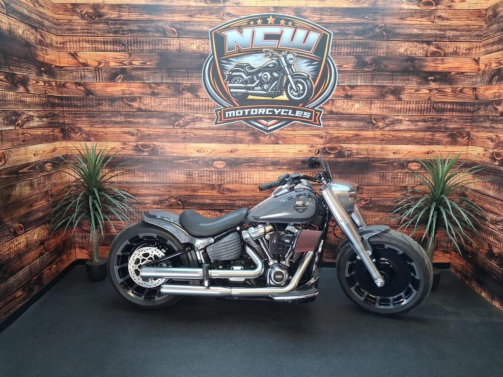 Harley-Davidson Softail Custom Cruiser 1868 FLFBS Fat Boy Euro 4