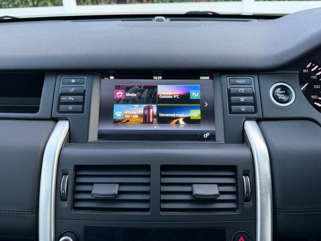 2016 Land Rover Discovery Sport thumbnail 27