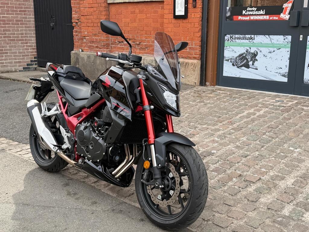 Honda CB750 Hornet