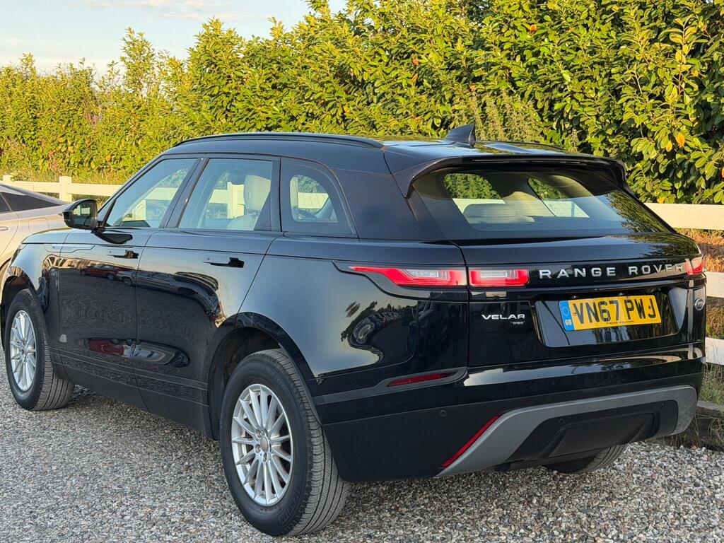 2017 Land Rover Range Rover Velar thumbnail 3