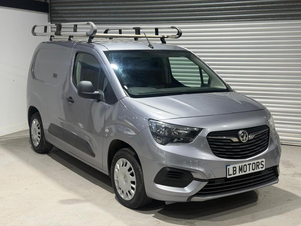 Vauxhall Combo Panel Van 1.6 Turbo D 2000 Sportive L1 H1 Euro 6 (s/s) 4dr