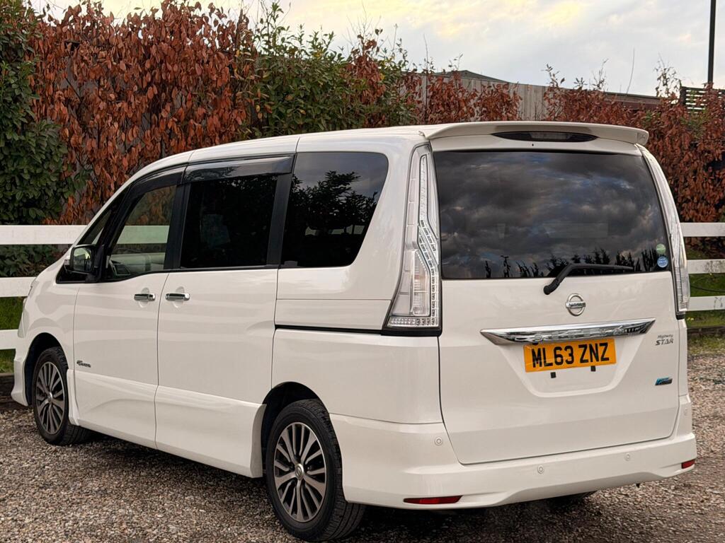 2014 Nissan Serena thumbnail 13