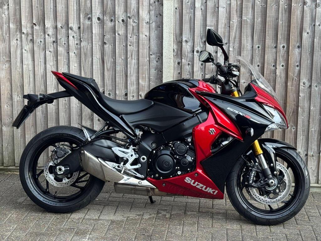 Suzuki GSX-S1000F