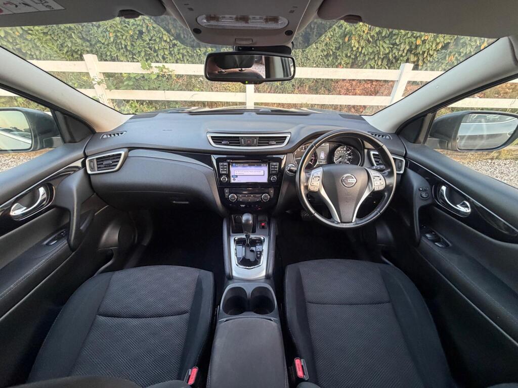 2015 Nissan Qashqai thumbnail 15