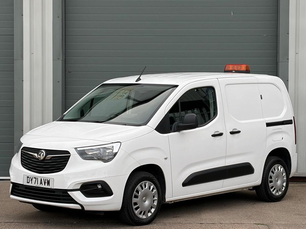 Vauxhall Combo Panel Van 1.5 Turbo D 2300 Sportive L1 H1 Euro 6 4dr