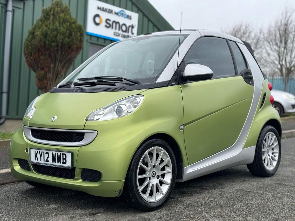 Smart fortwo Convertible 0.8 CDI Passion Cabriolet SoftTouch Euro 5 2dr