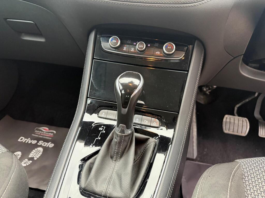 2018 Vauxhall Grandland X thumbnail 17