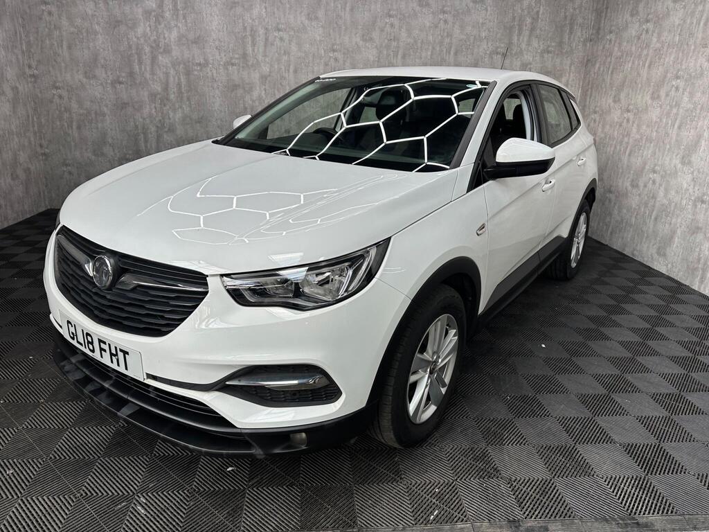 Vauxhall Grandland X SUV 1.2 Turbo SE Euro 6 (s/s) 5dr