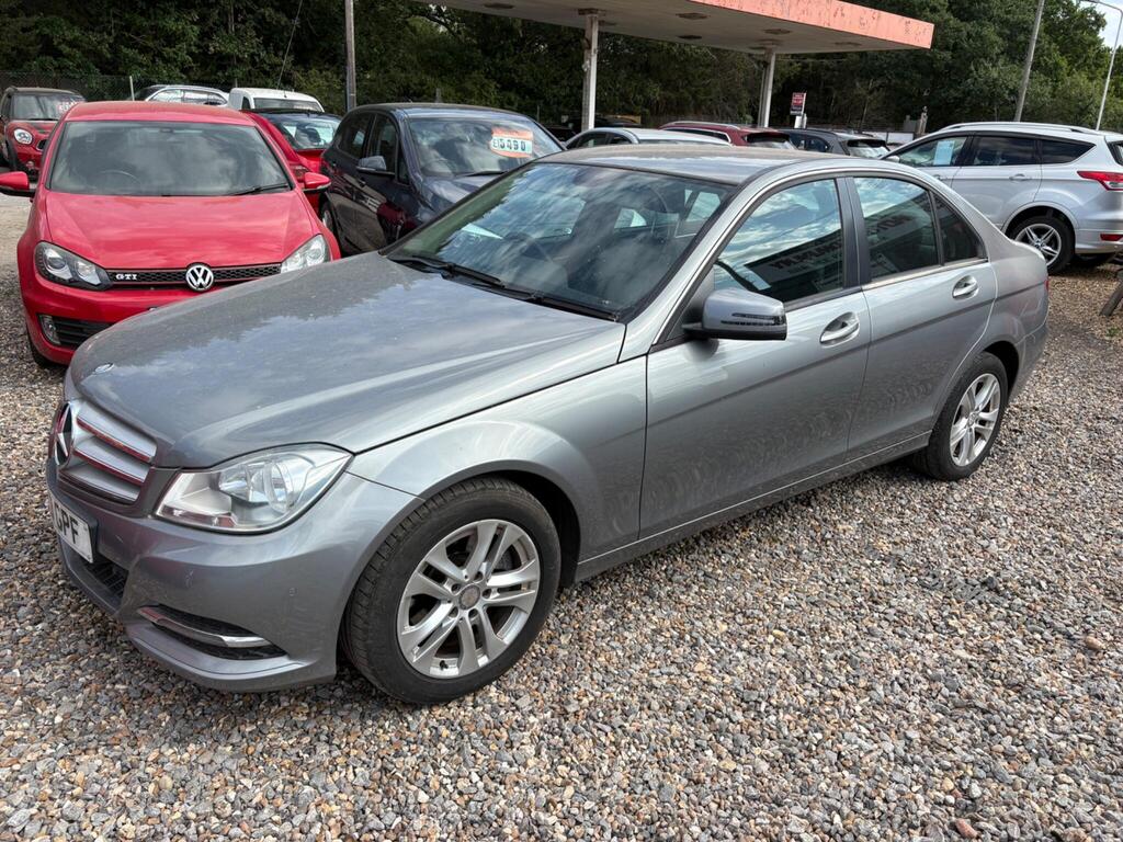 Mercedes-Benz C Class Saloon 2.1 C220 CDI BlueEfficiency Executive SE Euro 5 (s/s) 4dr