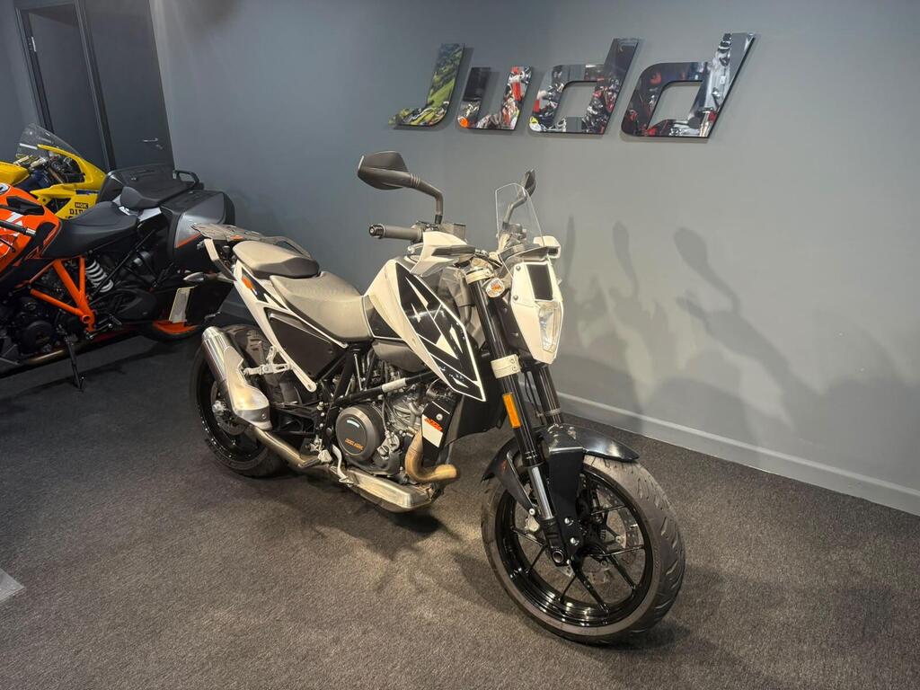 KTM 690 Duke