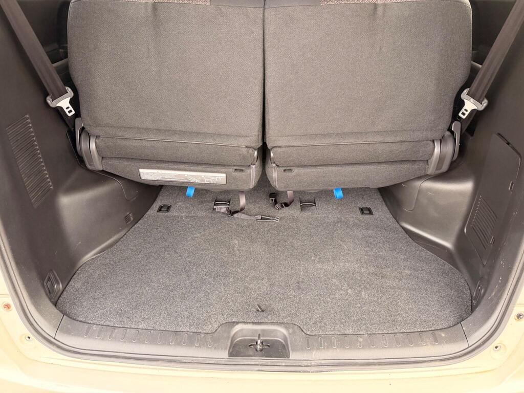 2014 Nissan Serena thumbnail 47