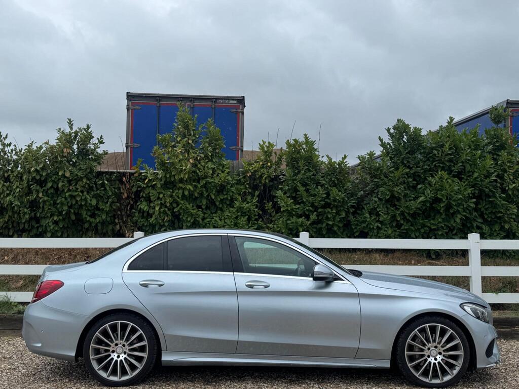 Mercedes-Benz C Class 2.1 C220d AMG Line (Premium) 7G-Tronic+ Euro 6 (s/s) 4dr thumbnail 7