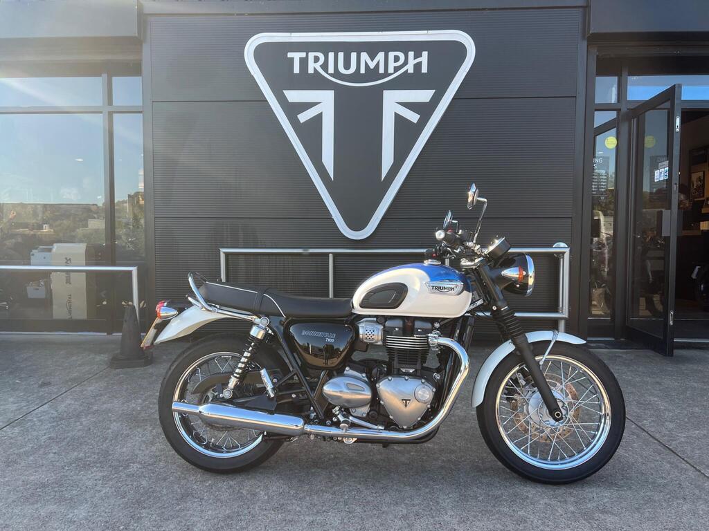 Triumph Bonneville T100
