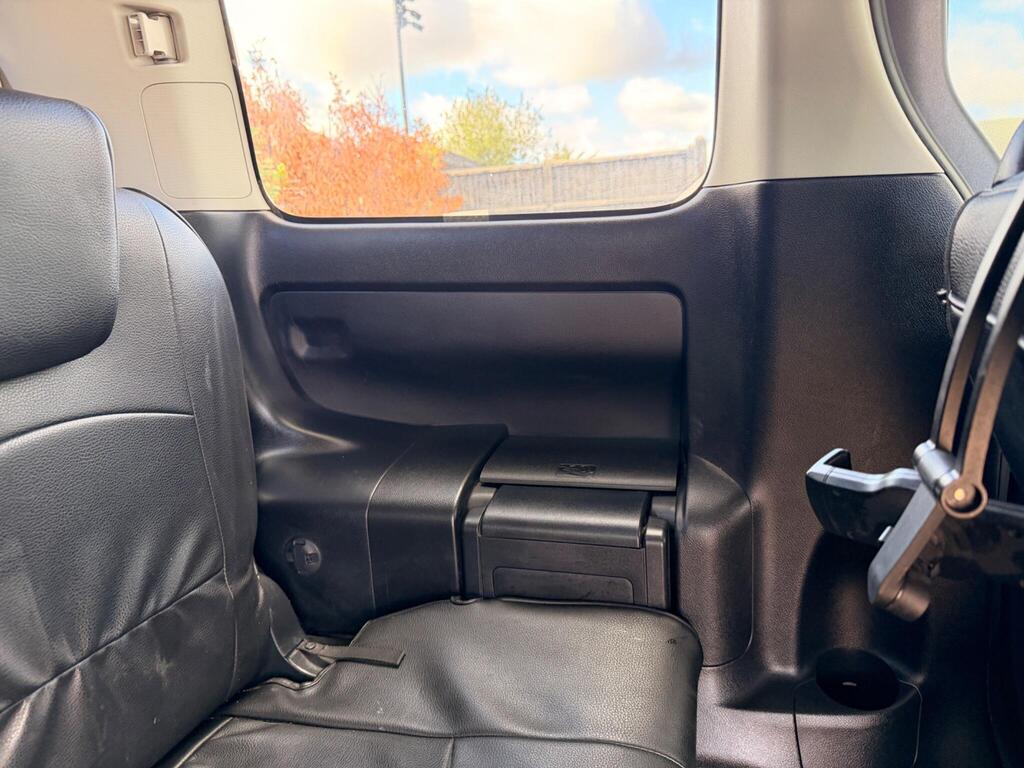 2014 Toyota Voxy thumbnail 60
